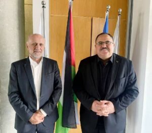 يقول وزير فلسطيني سابق: “ينظر الشعب الفلسطيني إلى قبرص لتفسير حقائق الشرق الأوسط”.