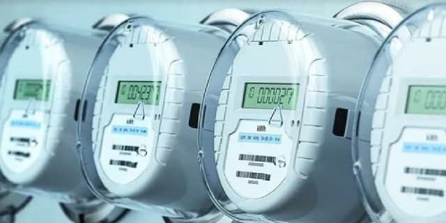 هيئة تنظيم الكهرباء تحذر من عمليات احتيال – “يطلبون دفع مبالغ مالية لتركيب عدادات ذكية”