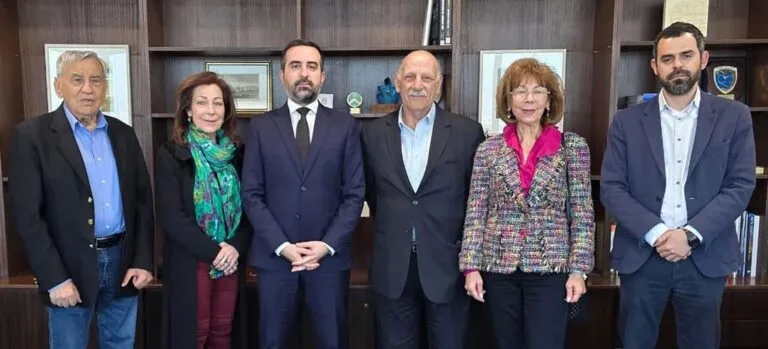تم الإعلان عن إصلاحات الهجرة وآلية المراقبة
