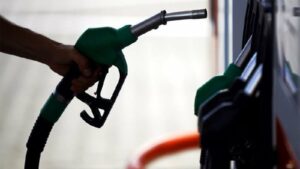 تأكيدات بأن الحكومة ستتدخل في حال حدوث زيادات في أسعار الوقود