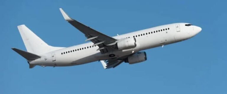 تم إلغاء أكثر من 60 رحلة جوية في مطاري لارنكا وبافوس – ما هي المسارات والشركات المتأثرة؟