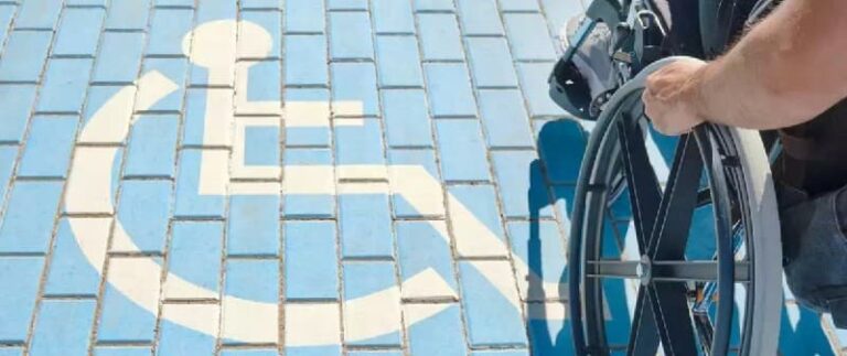 اشتدت حدة الخلافات في لجنة العمل بشأن مشروع قانون الإعاقة – جدل حول المزايا والحقوق