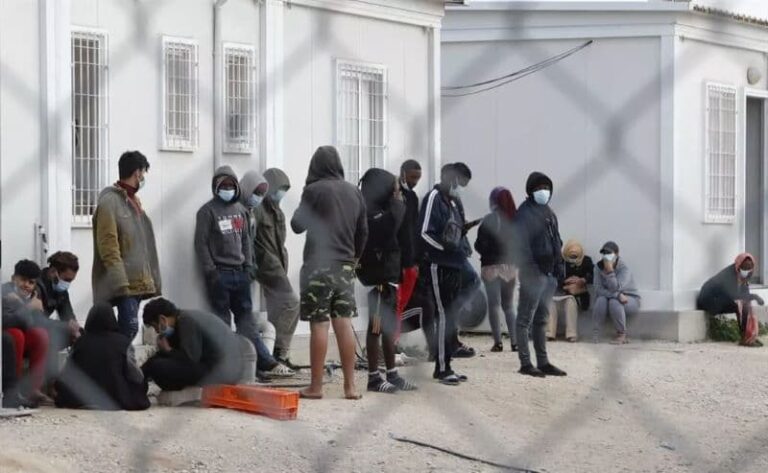 نص تشريعي بشأن احتجاز طالبي اللجوء القاصرين