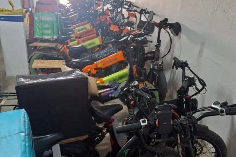 عملية أمنية للشرطة بشأن الدراجات الكهربائية في نيقوسيا – احتجاز 42 شخصاً لمزيد من التحقيق (صور)