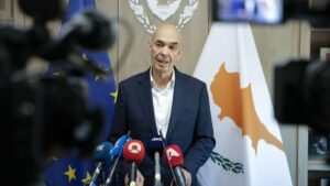 فافيديس: من المتوقع أن تتناول القرارات ارتفاع أسعار الوقود