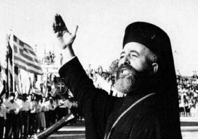 في مثل هذا اليوم: وصل رئيس الأساقفة مكاريوس إلى أثينا بعد منفاه الذي دام 13 شهراً في سيشيل عام 1957