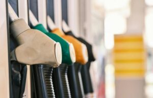 أسعار الوقود “ستنخفض ابتداءً من اليوم”