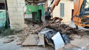 لارنكا تتخذ خطوات لهدم وإغلاق وفرض غرامات على مالكي المباني الخطرة