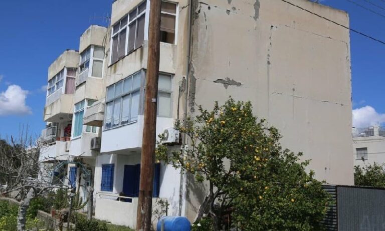 صورة: إخلاء مبنى سكني في لارنكا – توفير سكن مؤقت للمستأجرين