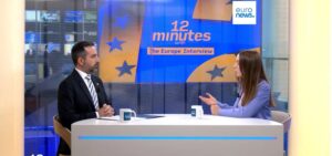 إيوانيديس: الحقوق في مراكز عودة المهاجرين “خط أحمر” (فيديو)