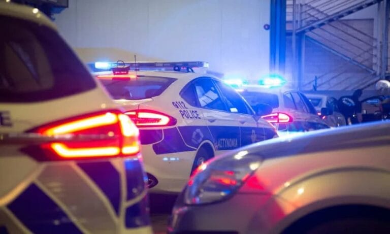 عملية عسكرية واسعة النطاق في ليماسول: اعتقال 13 شخصاً بتهمة الإقامة غير القانونية – تم ترحيل ثلاثة منهم بالفعل.
