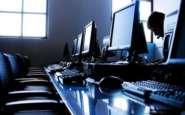 تبدأ التسجيلات التكميلية في معاهد التدريب الحكومية.