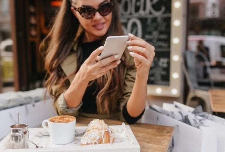 بالنسبة لـ 46% من القبارصة، يظل السعر هو العامل الحاسم عند اختيار مشغل شبكة الهاتف المحمول.