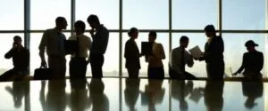 ثلاث خطوات تشريعية بحلول نهاية العام بشأن الرواتب والاتفاقيات الجماعية – يجري الترويج لمشروع قانون لشفافية الرواتب