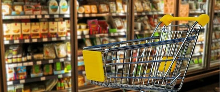 إعفاء من ضريبة القيمة المضافة على الخبز والحليب وأغذية الأطفال والقهوة والسكر اعتبارًا من 12 أكتوبر – وهي ضريبة مفروضة بالفعل على اللحوم