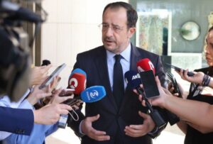 رئيس قبرص: أنفقت الحكومة أكثر من مليار يورو للتخفيف من آثار ارتفاع تكاليف المعيشة